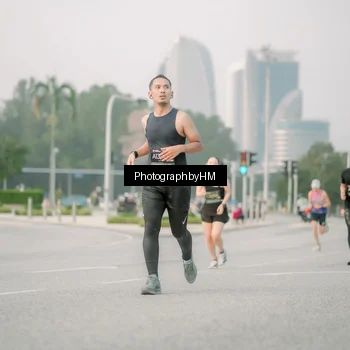 Runner Photo 6744613