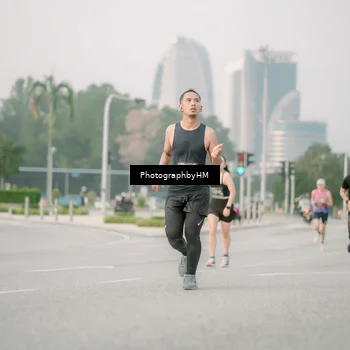 Runner Photo 6744638