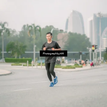 Runner Photo 6744691