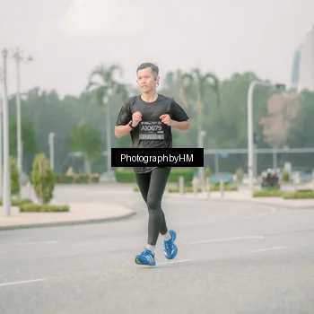 Runner Photo 6744696
