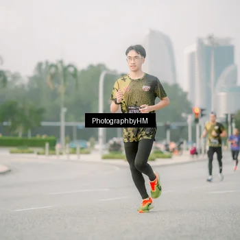 Runner Photo 6744709