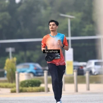 Runner Photo 6744729