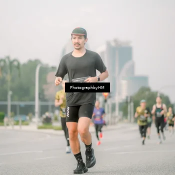Runner Photo 6744736