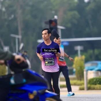 Runner Photo 6744742