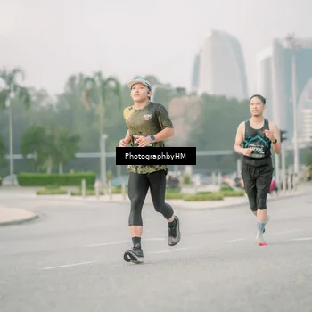 Runner Photo 6744752