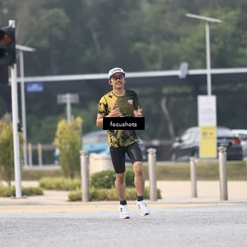 Runner Photo 6744773