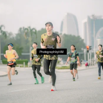 Runner Photo 6744776