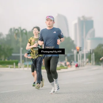 Runner Photo 6744812