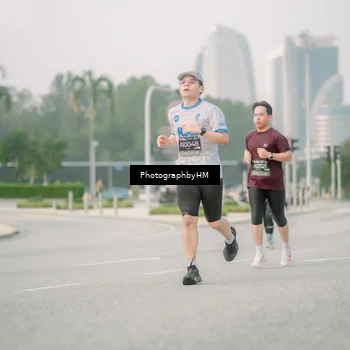 Runner Photo 6744822