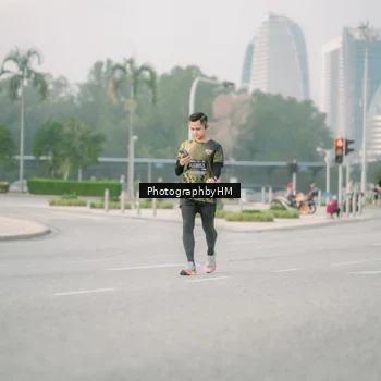 Runner Photo 6744863
