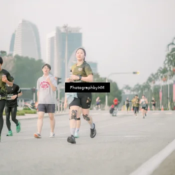 Runner Photo 6744912