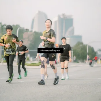 Runner Photo 6744913