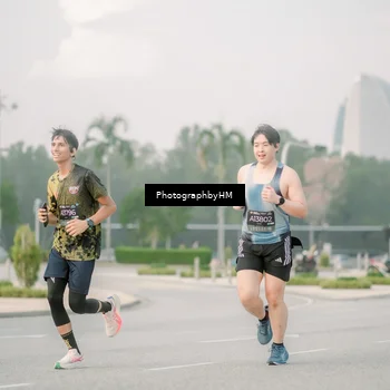 Runner Photo 6745005