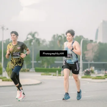 Runner Photo 6745010