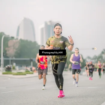 Runner Photo 6745041