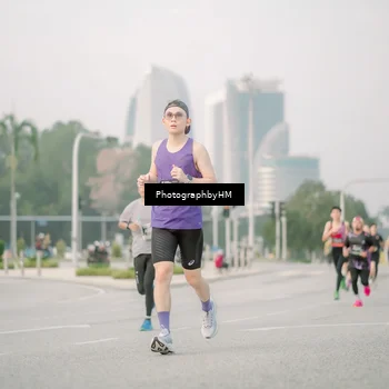 Runner Photo 6745073