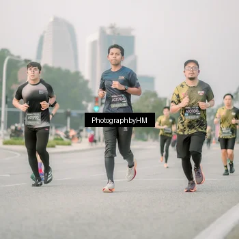 Runner Photo 6745095