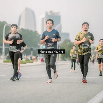 Runner Photo 6745104