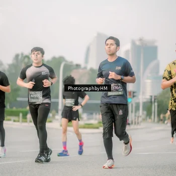 Runner Photo 6745112