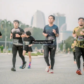 Runner Photo 6745113