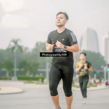 Runner Photo 6745195