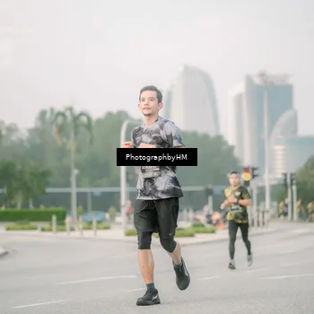 Runner Photo 6745247