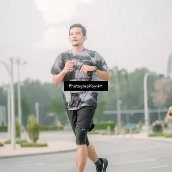 Runner Photo 6745276