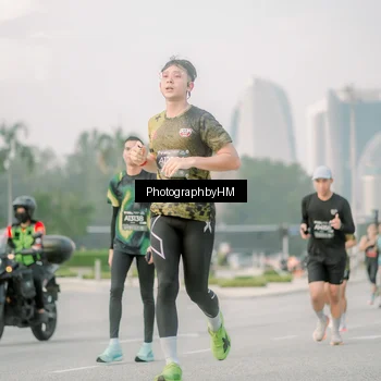 Runner Photo 6745388
