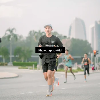 Runner Photo 6745394