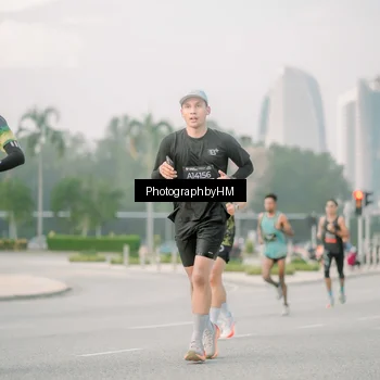 Runner Photo 6745395