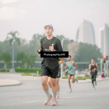 Runner Photo 6745398