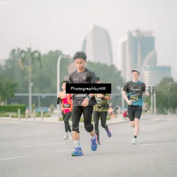 Runner Photo 6745453