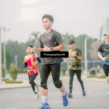Runner Photo 6745475