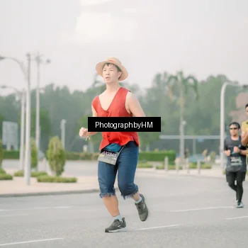 Runner Photo 6745518