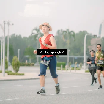 Runner Photo 6745521