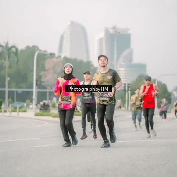 Runner Photo 6745589