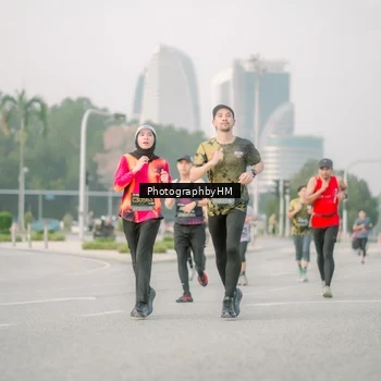 Runner Photo 6745603