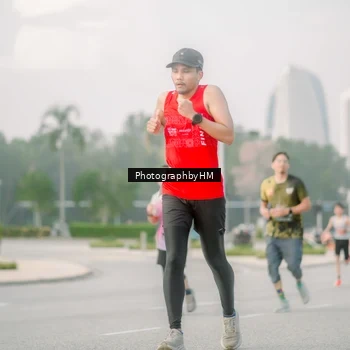 Runner Photo 6745630