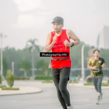 Runner Photo 6745633