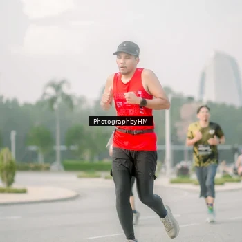 Runner Photo 6745640