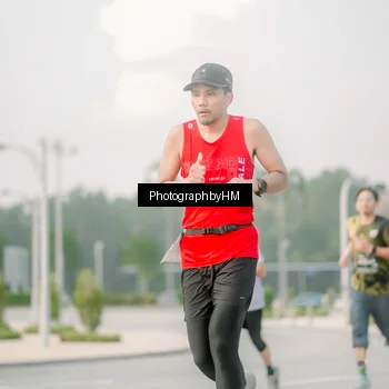 Runner Photo 6745654