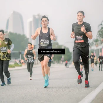 Runner Photo 6745659