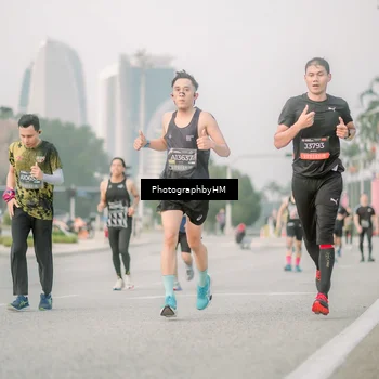 Runner Photo 6745666