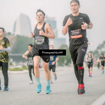 Runner Photo 6745675