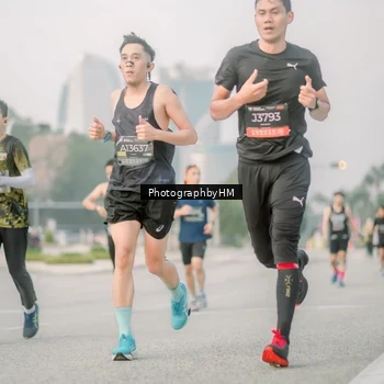Runner Photo 6745676