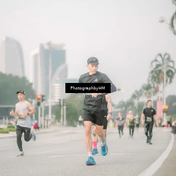 Runner Photo 6745722