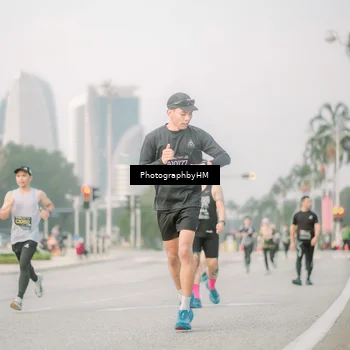 Runner Photo 6745725