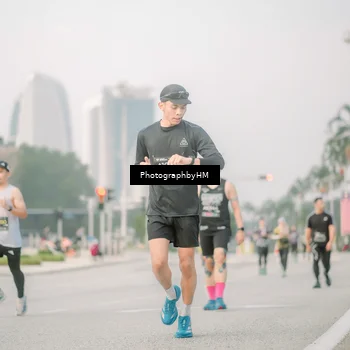 Runner Photo 6745731