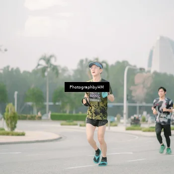 Runner Photo 6745790