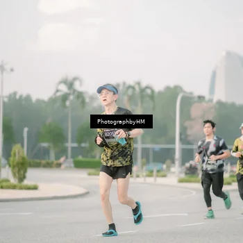 Runner Photo 6745793
